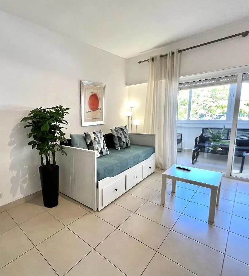 Torre 20 - Near The Beach - Quarteira Apartment