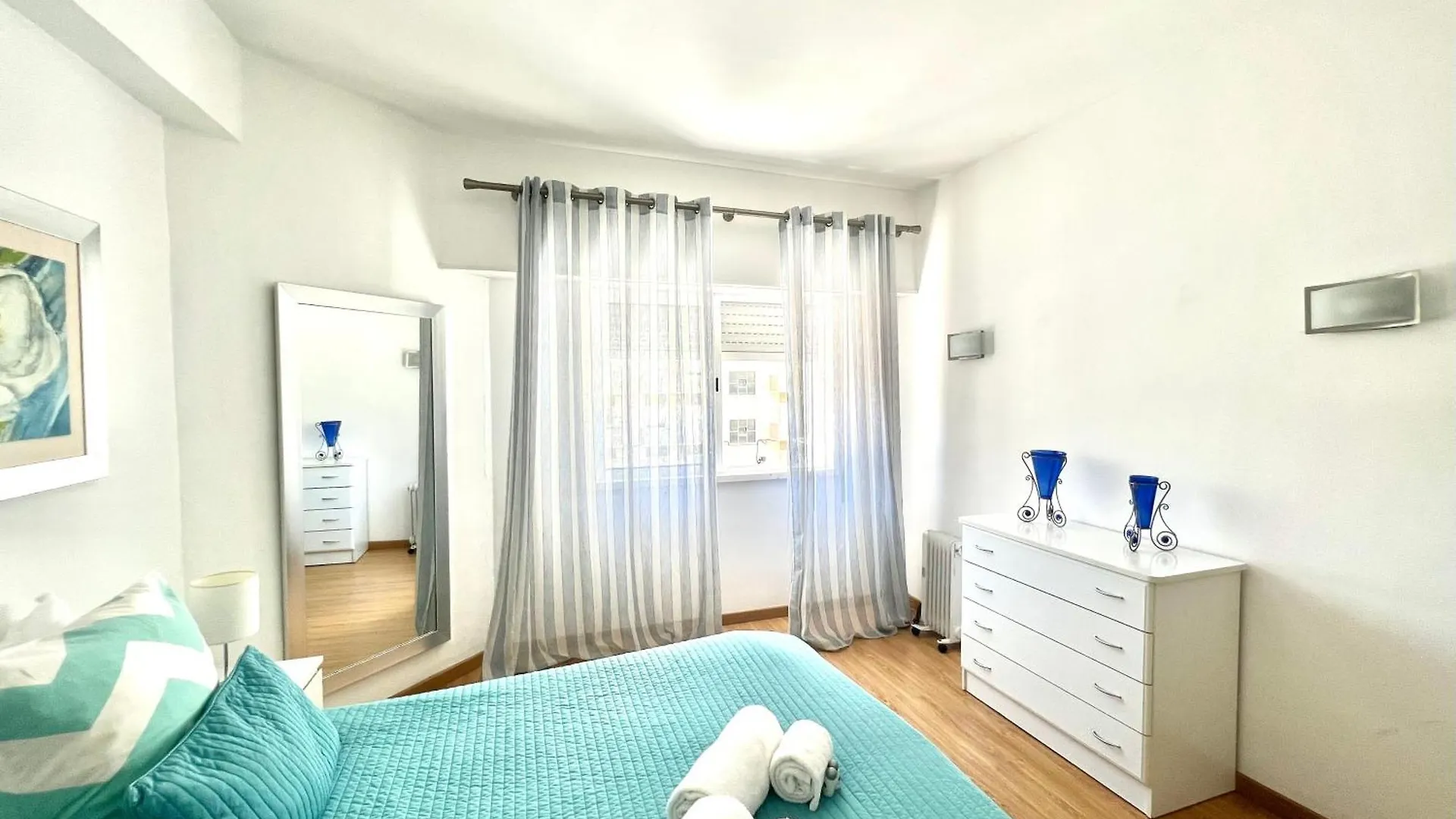 Torre 20 - Near The Beach - Quarteira